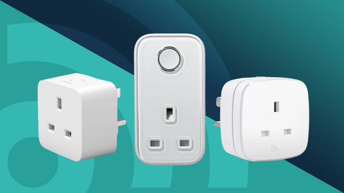 Smart plugs are often underestimated, but they are one of the most powerful tools for beginners.

They allow you to convert almost any traditional device into a smart device.

This makes them one of the most flexible components in any smart home system.

Why smart plugs are among the best smart home devices for beginners in 2026:

Extremely easy to set up
Low cost compared to other devices
Works with existing appliances
Enables basic automation instantly
Examples of real use:

Automating coffee machines
Scheduling lamps
Controlling fans or heaters
This is often the first step into real automation.